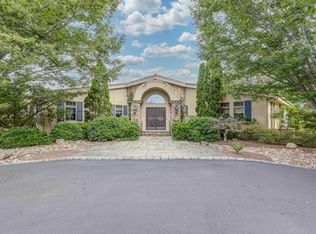 4798 Barn Field Dr, Keswick, VA 22947