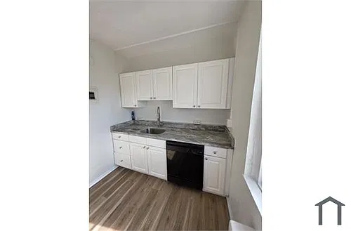 734 N Ter Photo 1