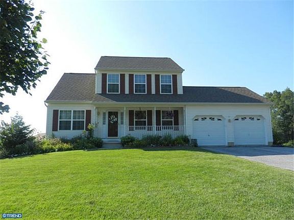 5th image of 152 Cornwall Pl