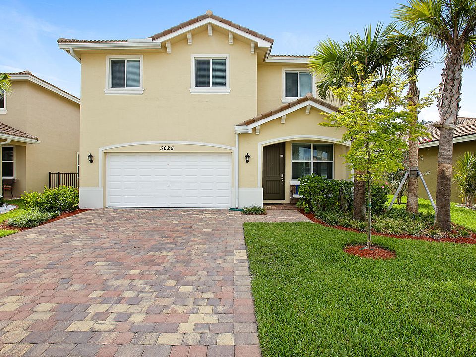 1st image of 5625 Caranday Palm Dr