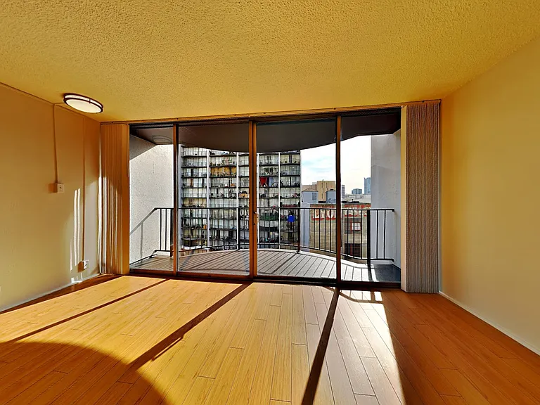 455 Eddy St — Photo 41