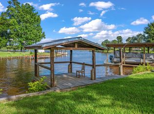 119 Elm Dr, Onalaska, TX 77360