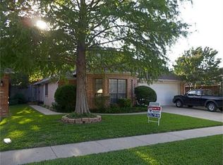 4910 Kesler Dr, Arlington, TX 76017