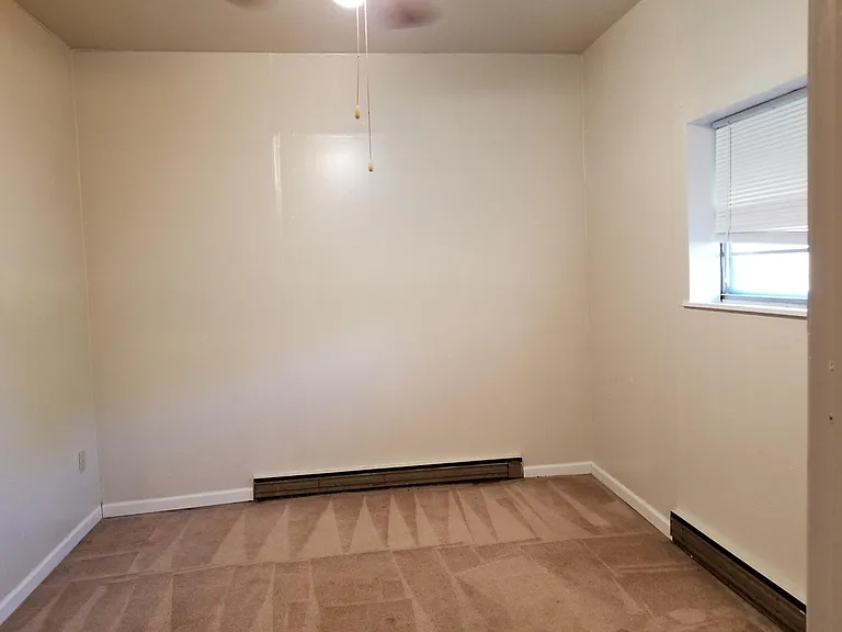 1617 NW Lincoln Ave — Photo 6