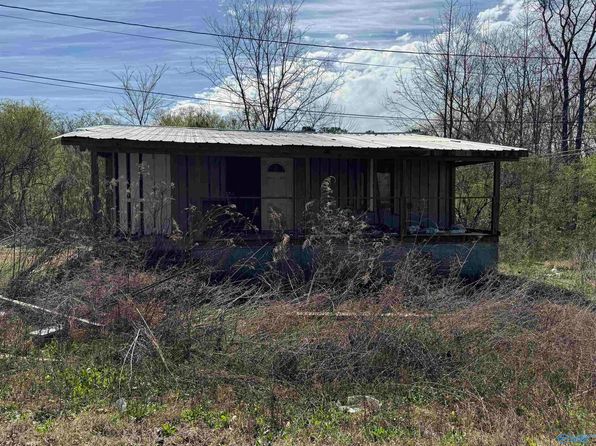 83 Skyline Shores Dr, Scottsboro, AL 35769