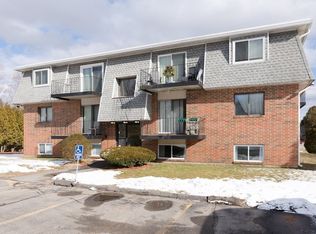 176 Maple Ave APT 2-7, Rutland, MA 01543