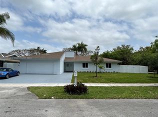 11121 SW 110th Rd, Miami, FL 33176