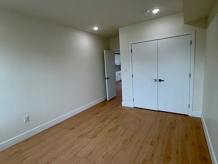 4212 Lancaster Ave #201 — Photo 18