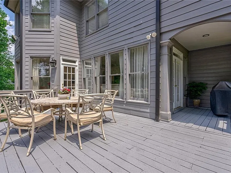 168 Highgrove Dr — Photo 62