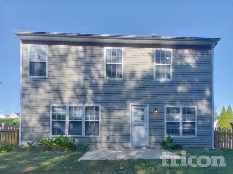 7310 Ravanna Dr — Photo 17
