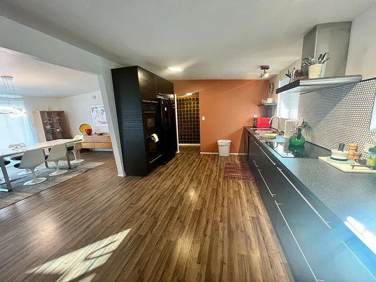 5673 Skyview Ln — Photo 10