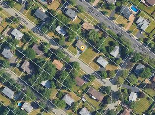 155 Truman Ter, Paramus, NJ 07652