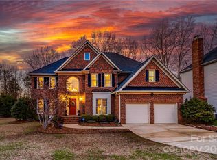 12930 Landing Green Dr, Charlotte, NC 28277