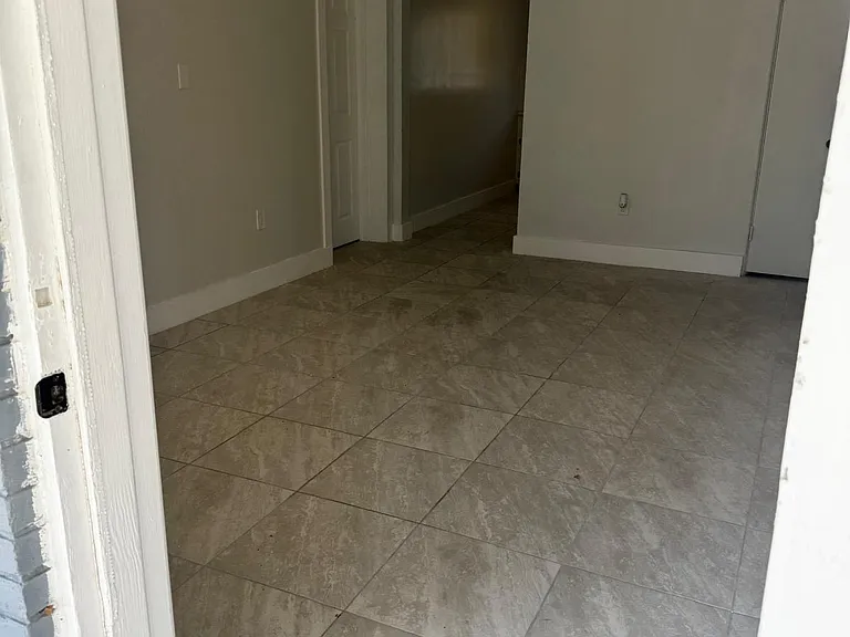 212 Dennis Ave — Photo 14