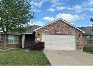 9125 Saint Kitts Rd, Fort Worth, TX 76123