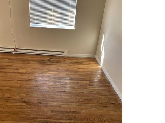 5th image of 1630 Crest Hill Ave