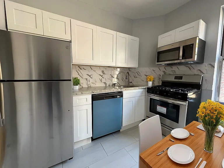 4530-Park Ave Skyline Apartments, LLC — Photo 2