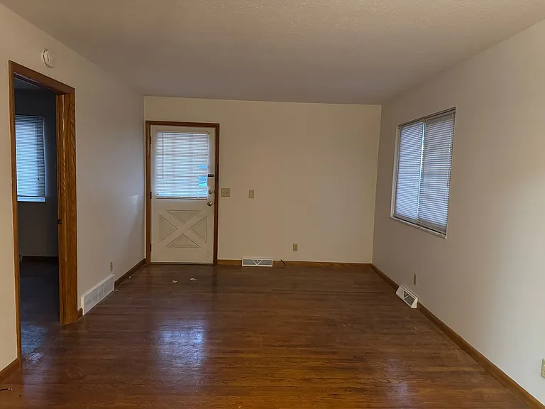 565 West Ave — Photo 4