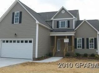 2511 Armstrong Ct, Greenville, NC 27858