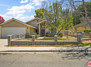 6 Ridgewood Ct, Pomona, CA 91766