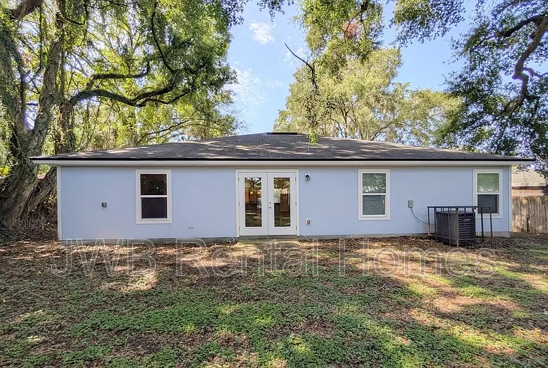 5539 Windermere Dr — Photo 13