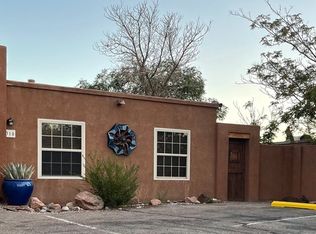 310 Geraldine Loop SE APT A, Rio Rancho, NM 87124