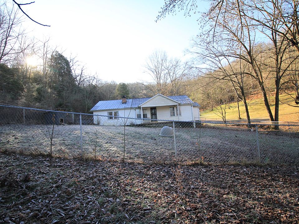 1st image of 13 Johnnie Woods Ln