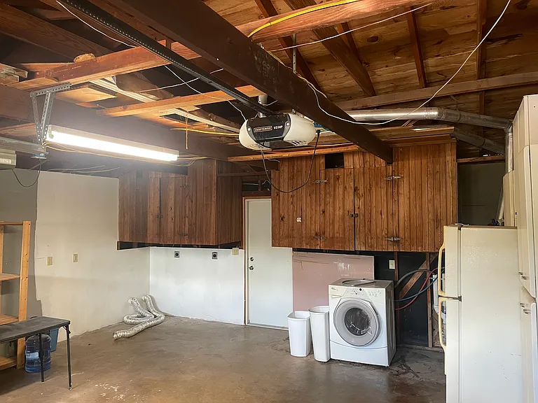 276 Emporia Blvd — Photo 16