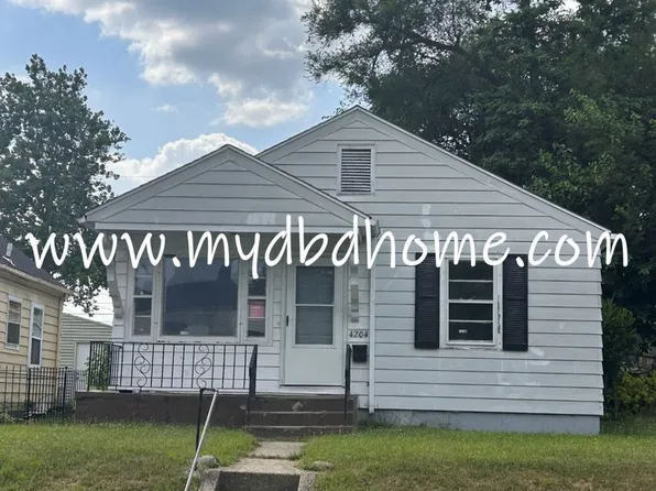 4204 Robinwood Dr, Fort Wayne, IN 46806