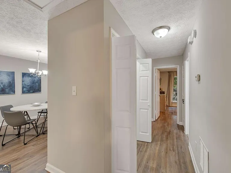 4375 Coopers Creek Dr SE — Photo 21