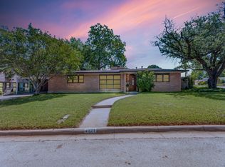4921 S Ridge Ter, Fort Worth, TX 76133