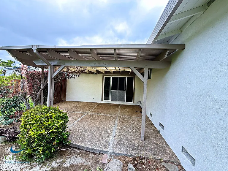 1370 Fernwood Ln — Photo 31