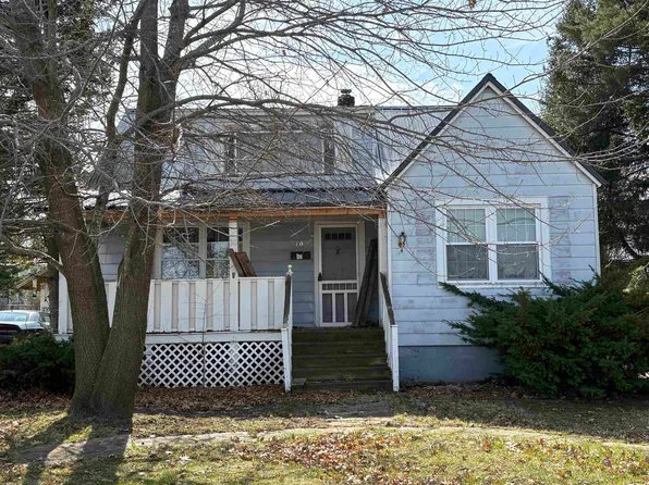 10 Burney Ave, Massena, NY 13662