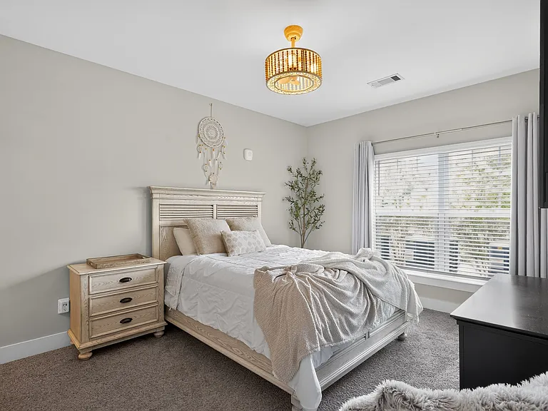 934 Governors Ct #105 — Photo 4
