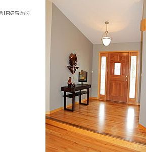 Vaulted foyer