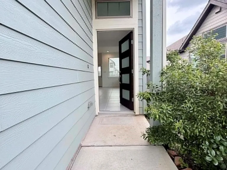 1539 Crystal Stream Dr — Photo 6
