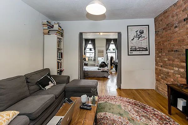 1st image of 472 Sackett St Floor 3