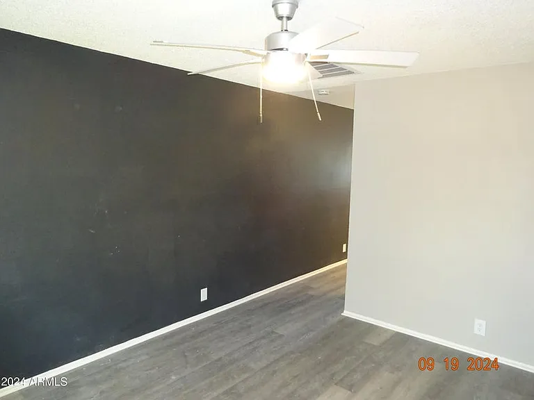 341 E Vogel Ave #2 — Photo 19