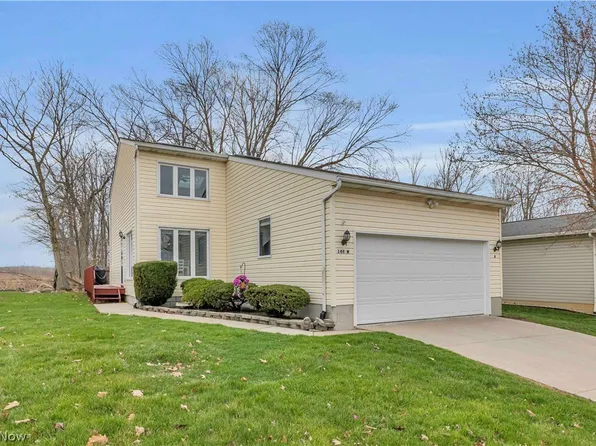 144 Royal Crest Dr Unit M, Seville, OH 44273