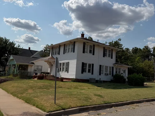 524 E Oklahoma Ave, Guthrie, OK 73044