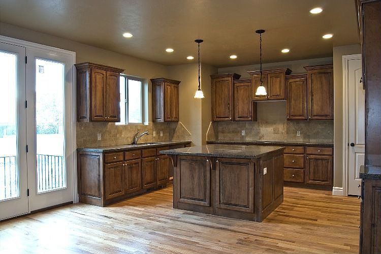 2nd image of 1362 E Shays Grove Ln