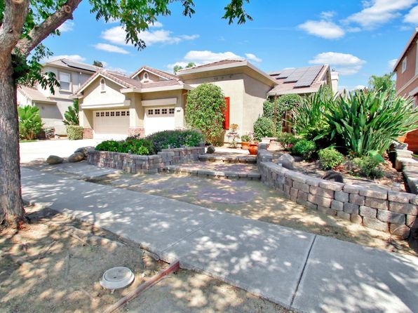 1341 Crescent Dr