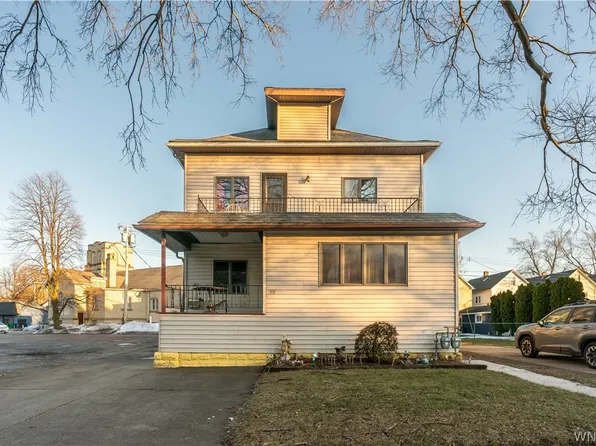 97 Red Jacket Pkwy, Buffalo, NY 14220