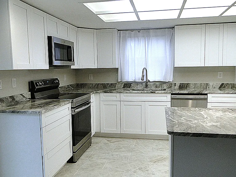 3416 Avenida Madera — Photo 3