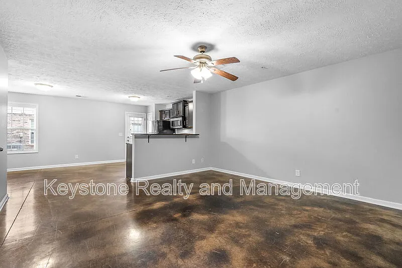 2 bed, 2.5 bath, 1200 sqft, $1,395 — Photo 4