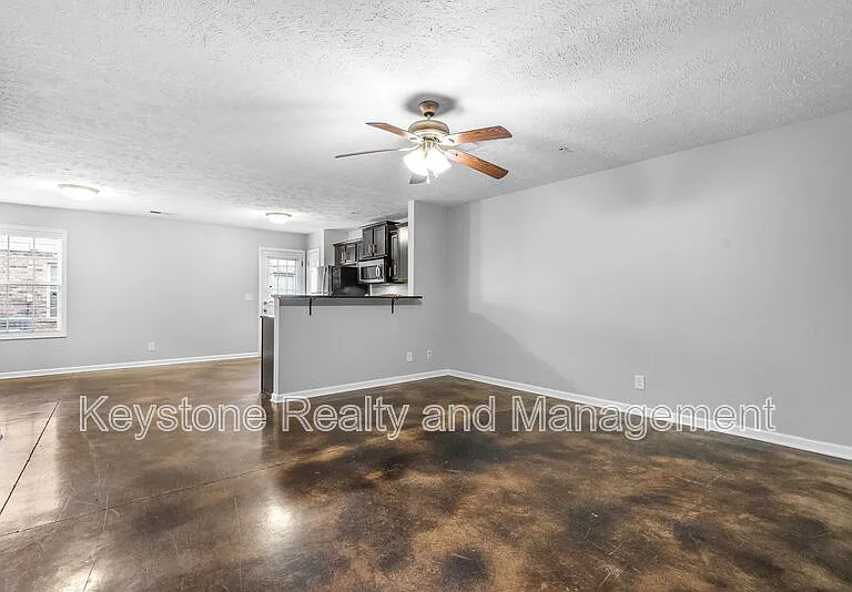 133 Melbourne Dr #F — Photo 4