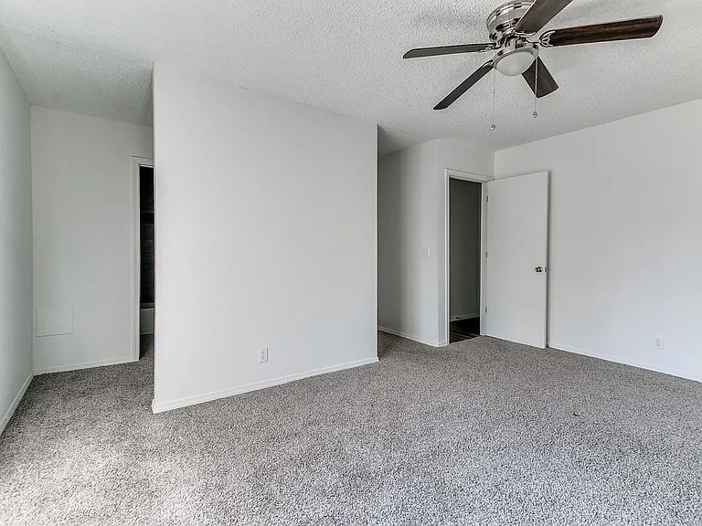 4820 W Uniontown St N — Photo 29