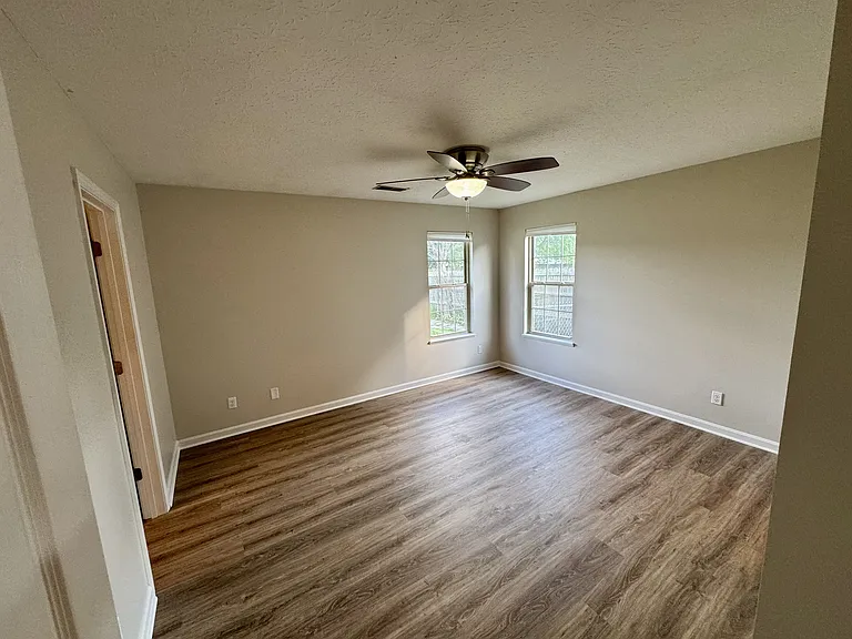 2406 Kingsfield St — Photo 19
