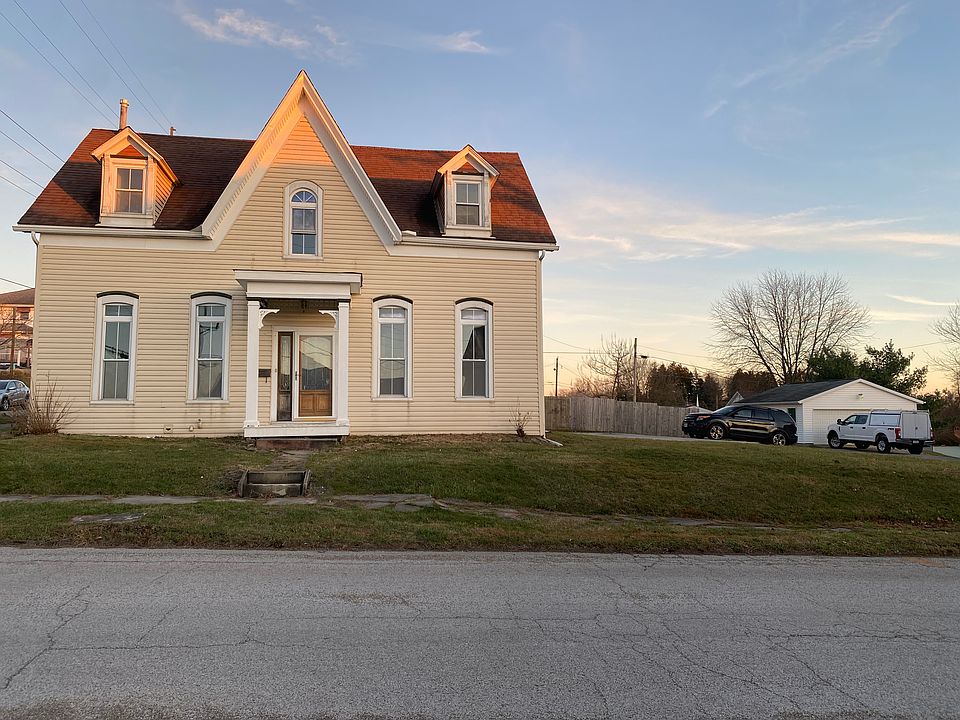 1st image of 301 S Lincoln Ave