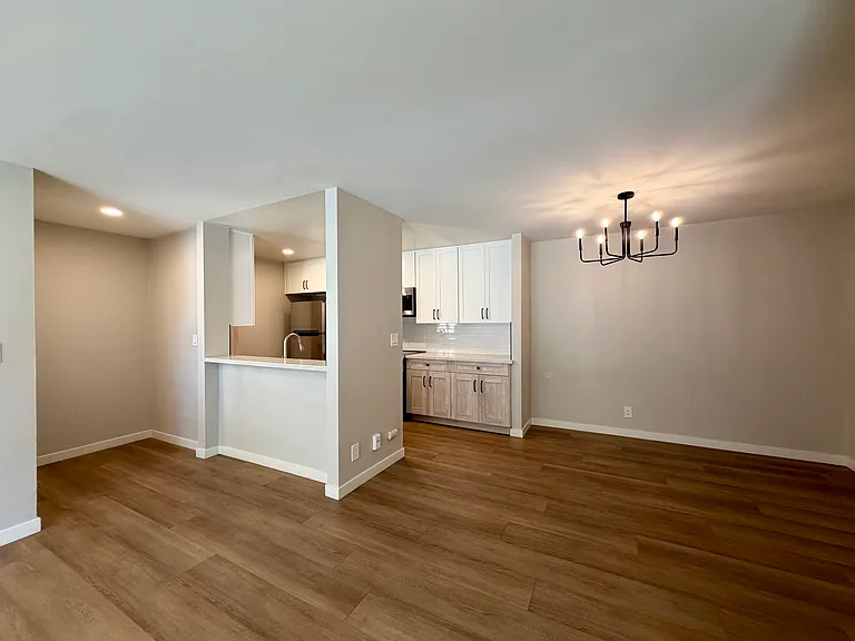 25715 Hogan Dr #B1 — Photo 4
